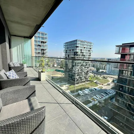 Apartment Spodek & Icc